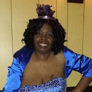 Meet your Posher, Linda